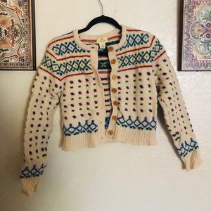 100% wool cropped sweater